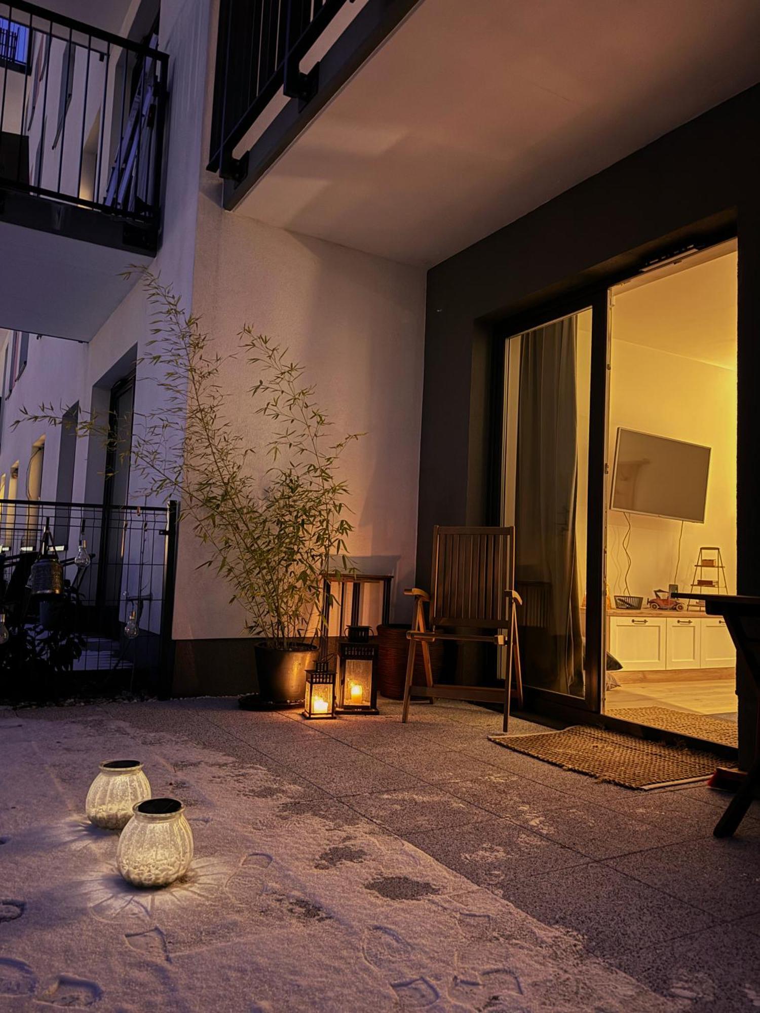Relax&Comfort New Waw 50 Sqm With Terrace, Garden, Free Parking And Ac Варшава Екстериор снимка