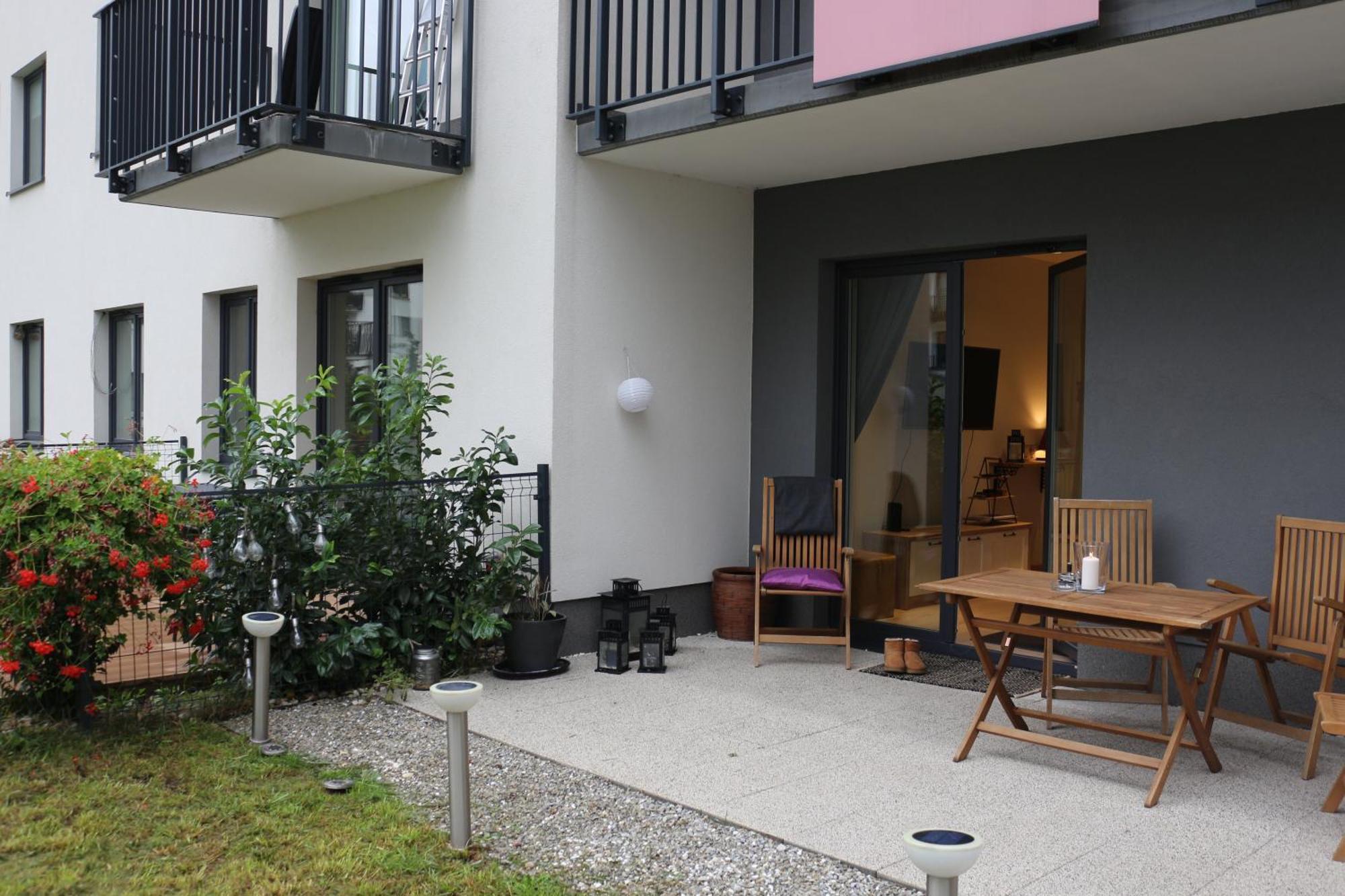 Relax&Comfort New Waw 50 Sqm With Terrace, Garden, Free Parking And Ac Варшава Екстериор снимка